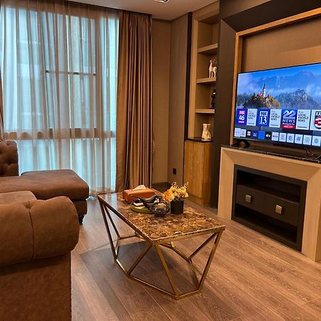 Chiang Mai Night Market Super Large Luxurious 3-Bedroom Hotel-Style Condo Bagian luar foto